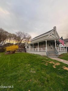 10 Prospect Avenue