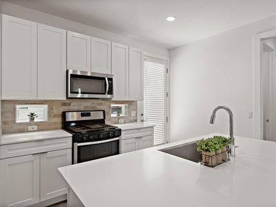 6404 Porter St UNIT 1