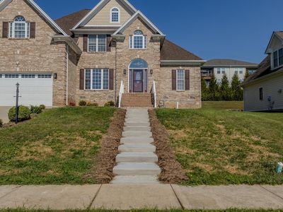 299 Windsor Dr