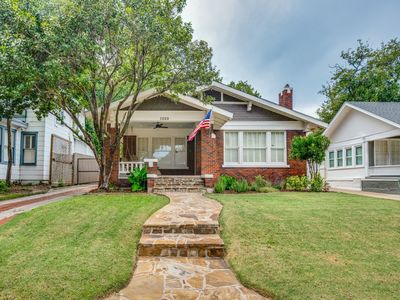 1320 Virginia Pl