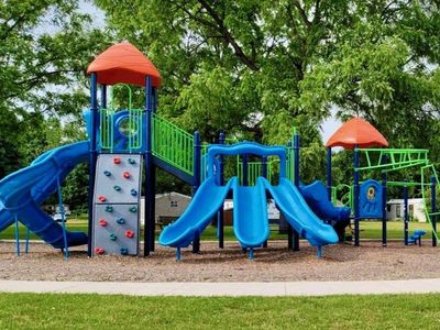 1813 Crystal Lane Ct