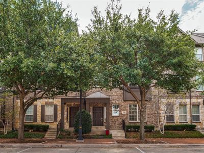 3906 Asbury Ln