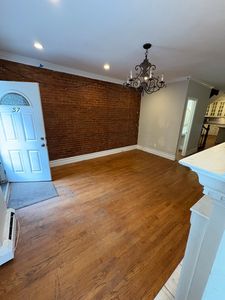 32 Warwick St