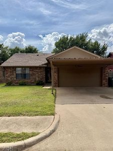 2005 Eastridge Pl
