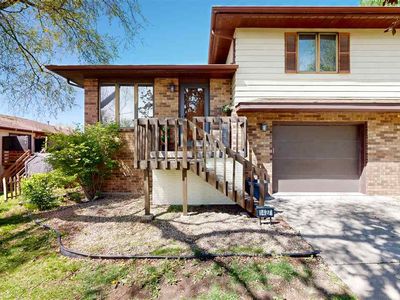 1427 Dolen Pl