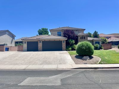 2313 S Last Chance Dr