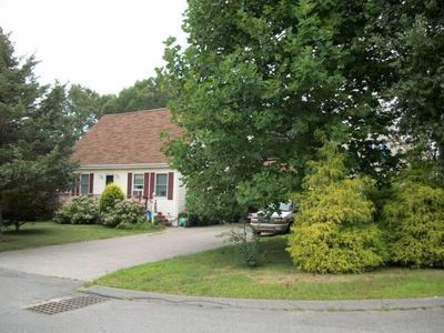 11 Eddy Dr