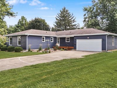235 W 19th St