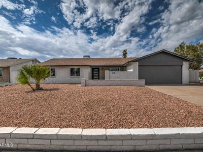 4819 W DAHLIA Drive