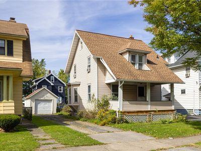 163 McNaughton St