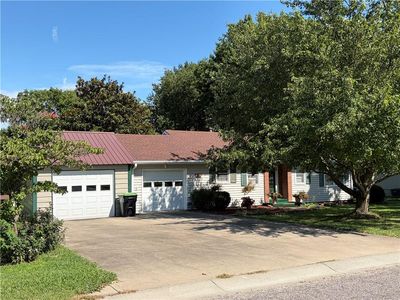 501 Eastwood Rd