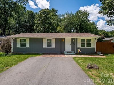 531 Stilwell Oaks Cir