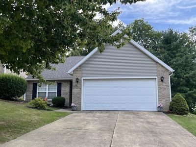 881 Red Oak Trl
