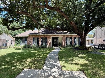 11010 Overbrook Ln