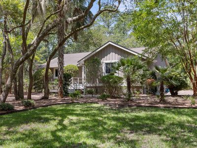 2837 Baywood Dr