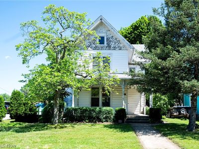 247 & 1/2 Ray Ave NW