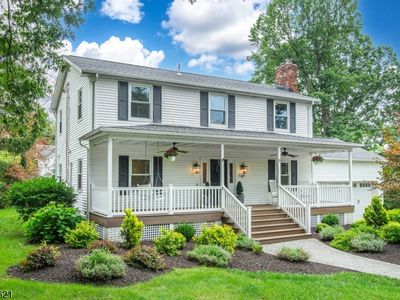 8 SOUTHVIEW RD