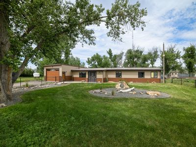 1029 Suburban Dr