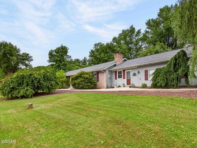 2025 Eckard Rd