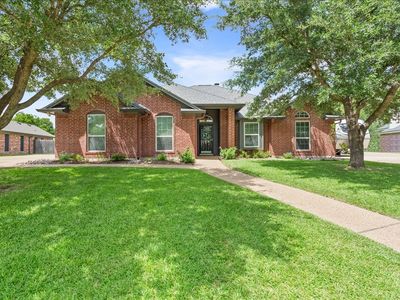 Property at 1017 Cheyenne Trl, Hewitt, TX