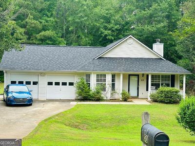 Property at 50 Fairhaven Dr, Newnan, GA