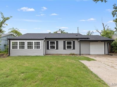 10 Belmont Dr