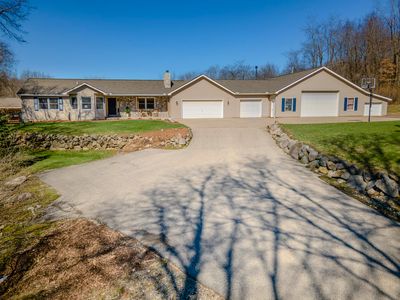 2470 Whites Bridge Rd