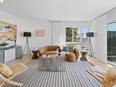 802 N Delaware St APT 202