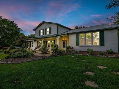 921 Hickory Hills Dr