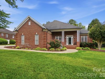 8000 Tottenham Dr