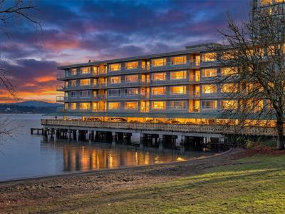 1800 43rd Avenue E #401