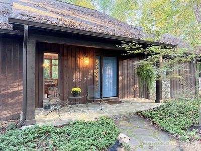 2 Dogwood Ln