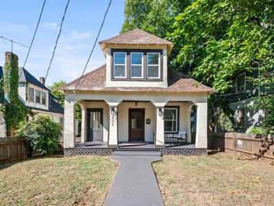 805 Cabell St