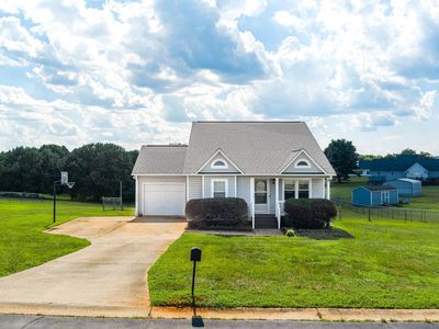 215 Upland View Dr