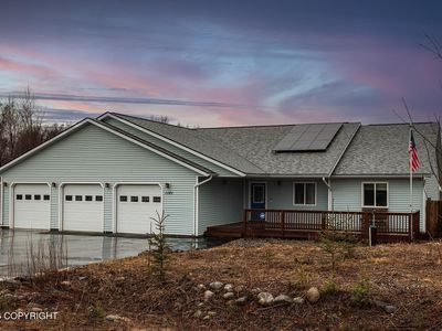 1181 W Jones Dr