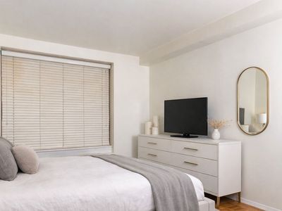 100 Central Park S APT 6G