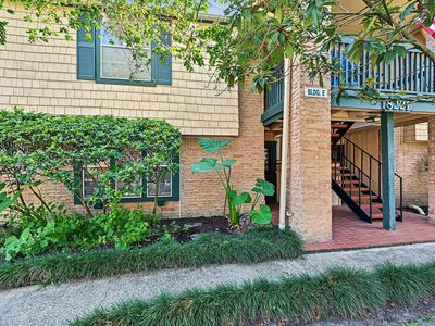 8221 Kingsbrook Rd APT 108