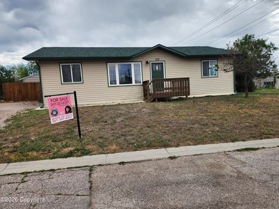 Property at 103 3rd Ave, Newcastle, WY