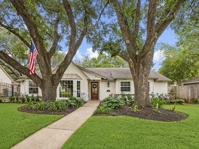 1307 Berrywood Ln