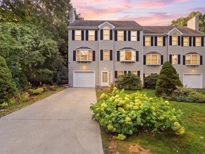 25 Hamlet St Unit 25