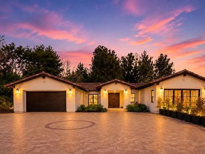16947 Avenida Luis