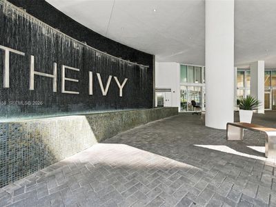 90 SW 3rd St APT 2014