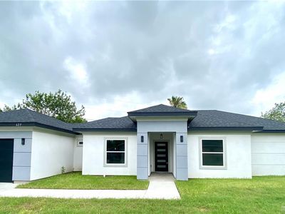 625 Delia Ln