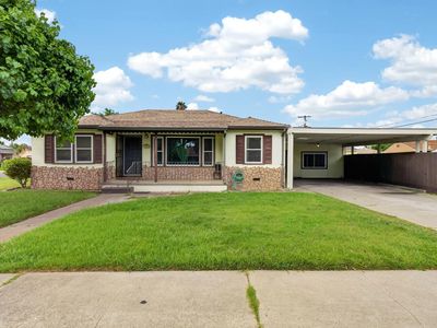 3809 Marine Ave