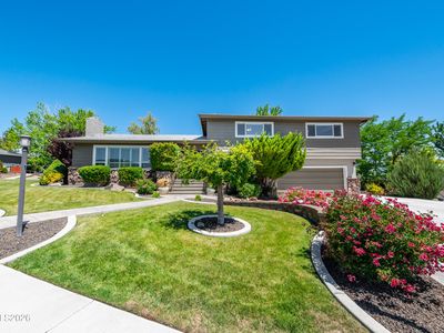 3285 San Mateo Ave