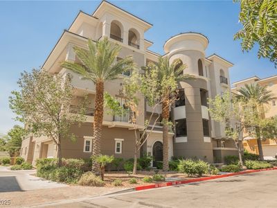 9213 Las Manaitas Ave UNIT 301