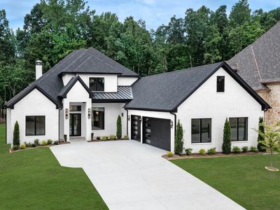 46 Miramont Blvd