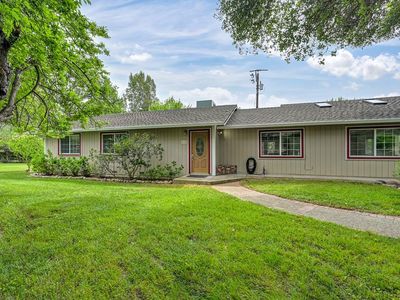 5682 Virginiatown Rd