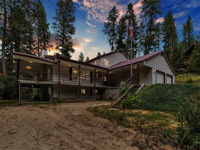 9 Twilight Dr