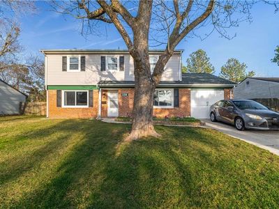 228 Palace Green Blvd